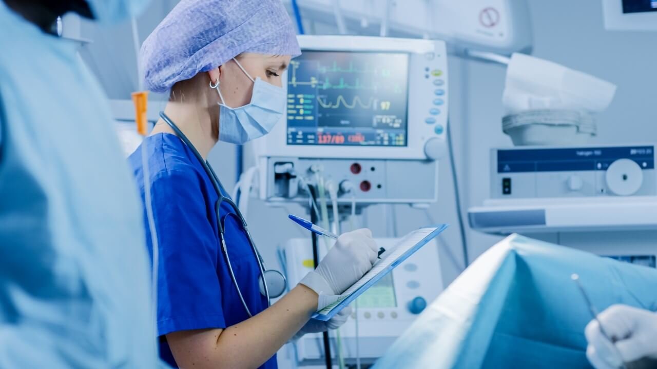 Pós-graduação Enfermagem em Unidades de Terapia Intensiva